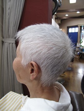 フライリーフ フォア ヘア(Fly leaf for hair) ベリーショート