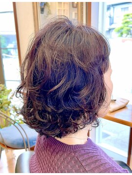 ココモ(cocomo) ミディアムレイヤーカット&カラーリング