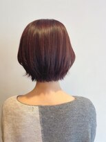 レナークイスト(LENAHC ist)&nbsp;伸ばしかけボブウルフ