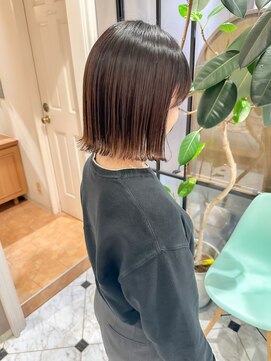 ロンド ブランシュ 錦糸町北口(Lond blanche) ◎シアーカラー切りっぱなしボブ
