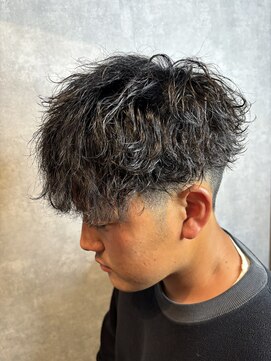 ヘアーアトリエルキナ(hair atelier LUCINA) メンズマッシュ×ツイストスパイラルパーマ メンズ メンズカット