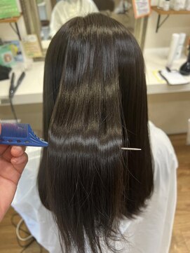 クレア 能見台(CREA) ツヤツヤ縮毛矯正