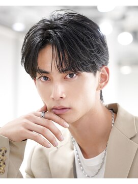 オーシャントーキョー 渋谷(OCEAN TOKYO) フェザーパーマシャドウパーマカルマパーマセンターパート