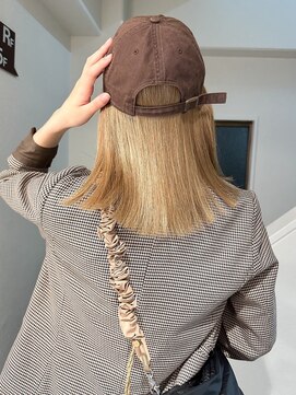 シーン(SCEN) ハイトーンカラー/ケアブリーチ/ミディアム/ミルクティー/20代