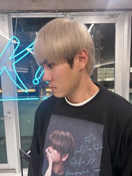 メンズサロン キング 梅田店(Men’s salon K!ng) メンズカット/ブリーチ/ニュアンスパーマ/メンズハイライト/眉毛