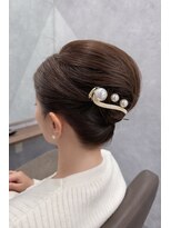 ネウィ 宮崎店(newi)&nbsp;上品まとめ髪パールアクセ結婚式お呼ばれヘアセット