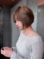 プロス(Pros)&nbsp;レイヤーボブ　透明感ベージュ　ミニボブ　表参道