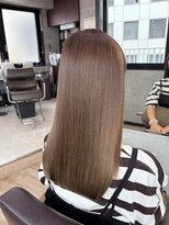 ナチュラルリーフ 仙台駅前店(Natural leaf)&nbsp;柔らかベージュ×ぱっつんロング
