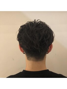 ネオリーブ チロル 横浜西口店(Neolive CiroL.) 朝楽メンズパーマ！◎