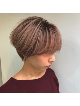 ナンバー 秋田店(N°) 大人可愛い20代30代40代小顔ワンサイドショートボブ丸み前下がり