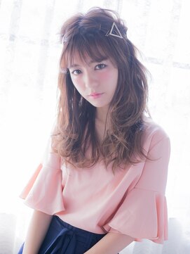 オジコロジ(ojiko.roji) ☆月曜日営業☆ojiko.roji大人可愛い柔らかカールハーフアップ