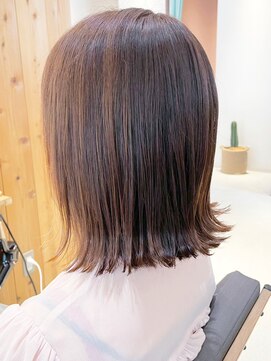 タイズ(ties) 20代30代大人可愛い小顔ショートカット外ハネボブハイライト