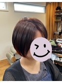 ショートボブ×イヤリングカラー