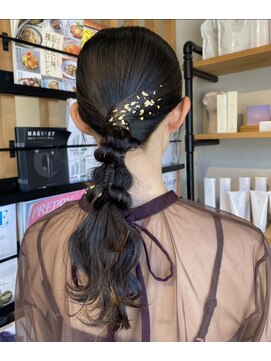 ヘアディレクションクレイス(HAIR DIRECTION CRACE) 編みおろしアレンジ