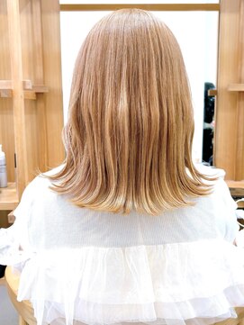 セイドット リー(Say. Ree) say. 切りっぱなしボブハイトーンカラーミルクティーベージュ