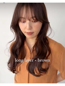 トレス(TRESS) ロングヘア　ゆるめレイヤー　顔周り　ブラウン　原宿　表参道