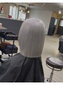 ホワイトグレー