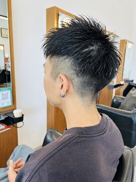 ラヴィ(LaVie produced by ApaKabar) 【フェードxスパイキーショート】