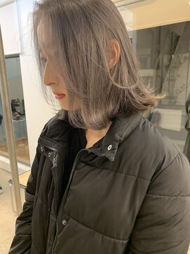 シキ 渋谷(siki) ハイトーン/ブリーチ/レイヤーカット/シアーカラー/渋谷/原宿