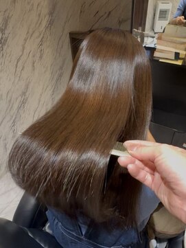 カミケンパセオ(kamiken.paseo) 30～40代のくせ毛に効く美髪縮毛矯正【カミケンパセオ/福島】