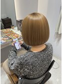 透明感ミルクティー可愛いボブ艶ヘア