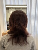 ウイ バイ ファースト 北四番丁店(u'i by first)&nbsp;ハッシュカット カシスレッドカラー
