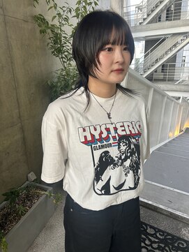 バイ ユア オウン フラワーズ コロン カバ 松本駅前(buy your own flowers : kava) 小顔透明感◎ブルーブラック×レイヤーウルフカット