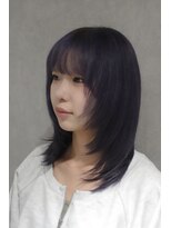 ライン(LYNE)&nbsp;小顔引き立たせレイヤー×アッシュラベンダー