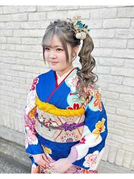 コル(CoL) サイドポニーアレンジ♪