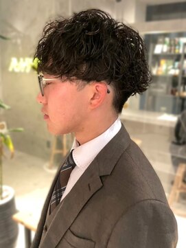 メンズサロン ブロック(Men's Salon bloc) フェードカット　ツイストスパイラルパーマ　マッシュ　爽やか
