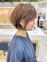 大人ナチュラル前下がりショートボブ丸み