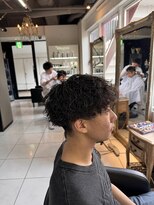 アイズ 海老名(AIZU)&nbsp;ツイストスパイラルパーマ　メンズパーマ　パーマ　メンズカット