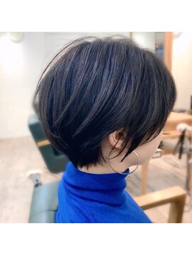 アオ 岡野 横浜(a-o) short hair