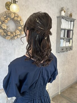 ディーヴァヘアーエズ(DIVA hair Eze) 【kotone】ミディアム*ハーフアップ