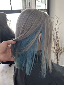 ウル 岡山駅店(ULu.) ホワイトシルバーグレージュアイスブルーインナーカラーボブ岡山