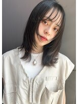 トリッカ 銀座(tricca)&nbsp;レイヤーミディ/ナチュラルストレート/艶感