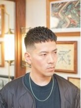 バーバーショップ ダリー(BARBERSHOP DALIE)&nbsp;ハイスキンフェード濡れパンクロップスタイル