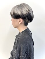 モリオ(morio)&nbsp;◯朝楽◯シルバーハイトーンマッシュ×エンドカラー　刈り上げ