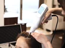 ルーツ バイ リズム(root by r-ism)の雰囲気（最新《エア・インジェクション》ヒト幹細胞を頭皮の奥まで届ける）