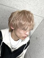 サイ(PSY)&nbsp;メンズハイトーン/ホワイトブロンド/無造作ウルフ/池袋/池袋駅