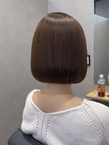 フィガロ バイ テイラー(FIGARO by Taylor) 艶、ライン、存在感。すべてが完璧なミニボブ