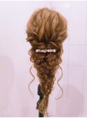 編みおろしヘアアレンジ