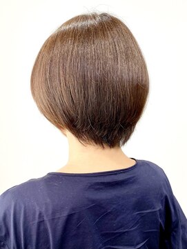 38 ミヤ(MIYA) シルエットを崩してしまう”うねり”も髪質改善とケアまとまり◎