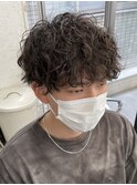 波打ちパーマツイストスパイラルパーマツーブロック刈り上げ
