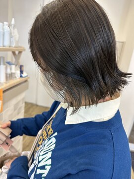 ジュエ ヘアー デザイン(Jue hair design) チラ見えオリーブイヤリングカラー