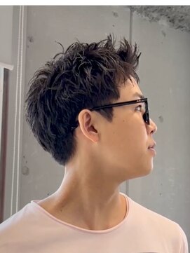 エルマーク 枚方(L-MARK) アップバングツーブロックバーバーフェードツイストメッシュ