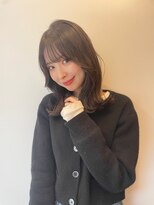 ウユ(uyu)&nbsp;透明感たっぷりダークグレージュ