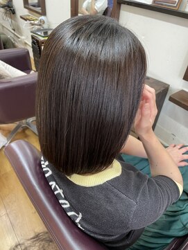 コトナ(kotona) 自然な艶髪丸みボブ