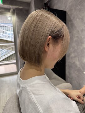 アルカナ(Arcana) ミニボブ/ハイトーンボブ/切りっぱなしボブ