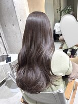 ヒイロ(hiilo.)&nbsp;【hiilo.】ロングヘアグレージュカラー